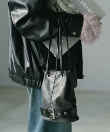 LAKOLE | アイレットベルト巾着バッグ / 607728(ハンドバッグ)