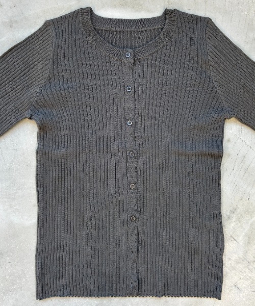 AIC.（エーアイシー）の「シアー切り替えリブカーディガン（ニット/セーター・レディース・オフホワイト/チャコールグレー・FREE）」の8枚目の写真