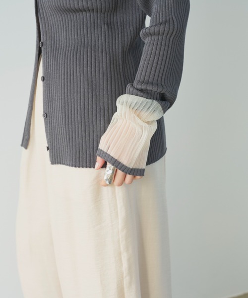 AIC.（エーアイシー）の「シアー切り替えリブカーディガン（ニット/セーター・レディース・オフホワイト/チャコールグレー・FREE）」の22枚目の写真