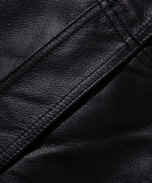 Lee（リー）の「Lee × Chah Chah × FREAK'S STORE/リー×チャーチャー×フリークスストア 別注 Lee × Chah Chah LEATHER RIDERS/リー チャーチャー レザー ライダース（ライダースジャケット・メンズ・ブラック・MEDIUM/LARGE）」の6枚目の写真