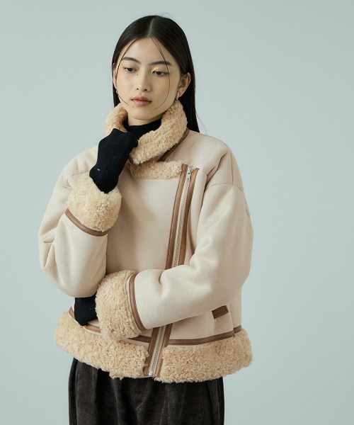 VICKY(ビッキー)の「フェイクムートンボアブルゾン(ブルゾン・レディース・ベージュ/ブラウン・M)」の13枚目の写真