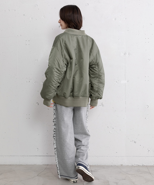 POU DOU DOU（プードゥドゥ）の「MA-1ブルゾン（MA-1・レディース・アイボリー/ブラック/カーキ・M）」の12枚目の写真