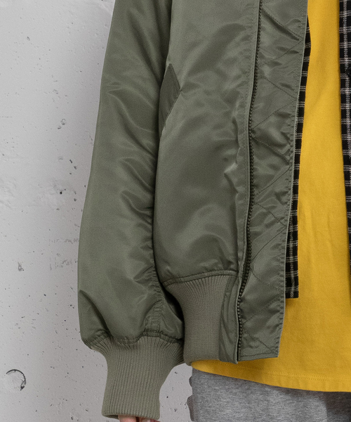 POU DOU DOU（プードゥドゥ）の「MA-1ブルゾン（MA-1・レディース・アイボリー/ブラック/カーキ・M）」の14枚目の写真