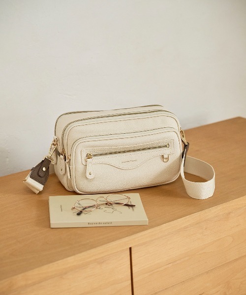 カジュアルテイストスクエアショルダーバッグ（ショルダーバッグ