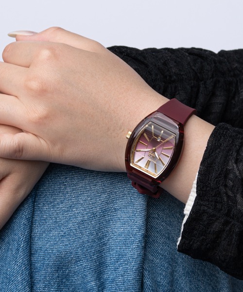 ICE WATCH(アイスウォッチ)の「「Ice-Watch アイスウォッチ」【ブランド累計販売54本突破】ICE boliday - アイスボリディ ドームクリア 全5色(アナログ腕時計・レディース・ワインレッド/ピンク/ダークブラウン/オリーブ/モカ・FREE)」の5枚目の写真
