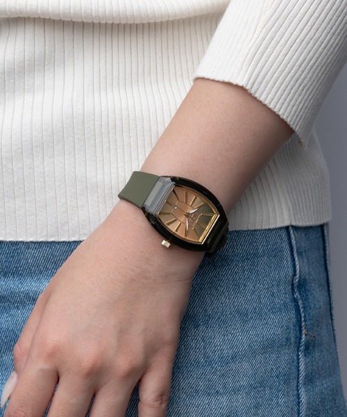 ICE WATCH(アイスウォッチ)の「「Ice-Watch アイスウォッチ」【ブランド累計販売54本突破】ICE boliday - アイスボリディ ドームクリア 全5色(アナログ腕時計・レディース・ワインレッド/ピンク/ダークブラウン/オリーブ/モカ・FREE)」の12枚目の写真