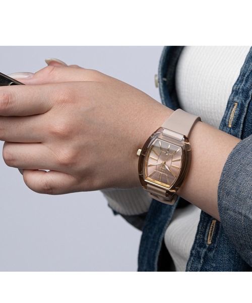 ICE WATCH(アイスウォッチ)の「「Ice-Watch アイスウォッチ」【ブランド累計販売54本突破】ICE boliday - アイスボリディ ドームクリア 全5色(アナログ腕時計・レディース・ワインレッド/ピンク/ダークブラウン/オリーブ/モカ・FREE)」の8枚目の写真