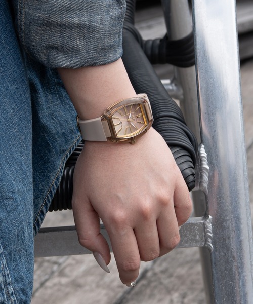 ICE WATCH(アイスウォッチ)の「「Ice-Watch アイスウォッチ」【ブランド累計販売54本突破】ICE boliday - アイスボリディ ドームクリア 全5色(アナログ腕時計・レディース・ワインレッド/ピンク/ダークブラウン/オリーブ/モカ・FREE)」の9枚目の写真