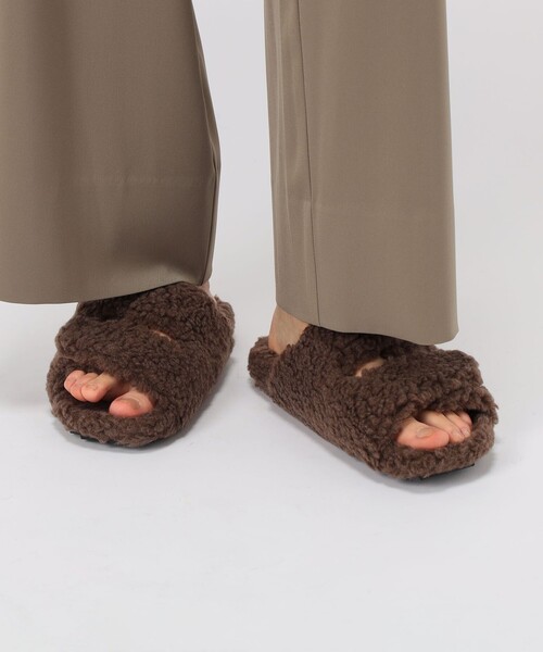 JAMES PERSE（ジェームスパース）の「ダブルストラップ シアリング スライドサンダル SWLSH8356（サンダル・レディース・ブラック系その他/ダークブラウン/ライトベージュ・9/　6/8/7）」の11枚目の写真