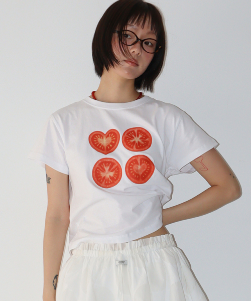 RONRON(ロンロン)の「SLICED TOMATO CROP T SHIRT WHITE(Tシャツ/カットソー・レディース・その他・FREE)」の1枚目の写真