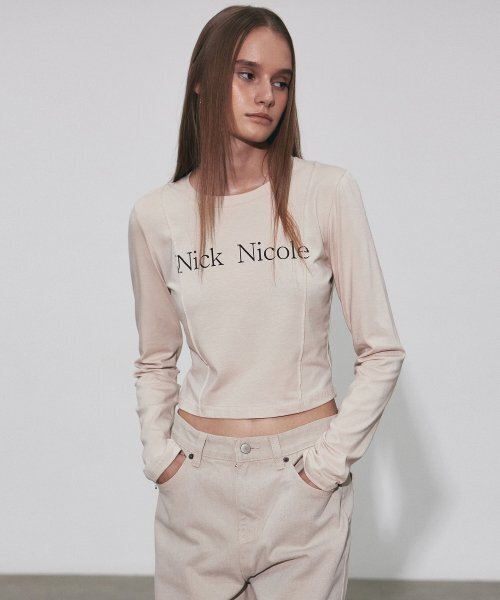 NICK&NICOLE(ニックアンドニコール)の「NICOLE PINTUCK LS CROP TOP_BEIGE(Tシャツ/カットソー・レディース・その他・FREE)」の2枚目の写真