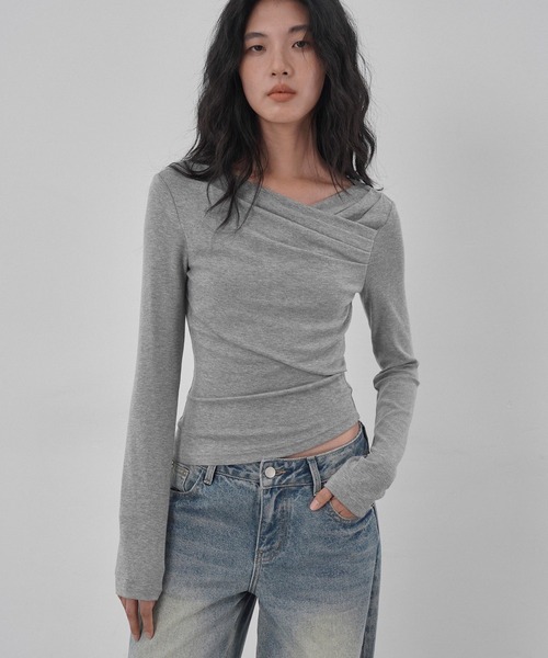 EIGHTHMONTH(エイスマンス)の「クロスオーバートップス EM25a104【EIGHTHMONTH】(Tシャツ/カットソー・レディース・レッド/グレー・M/S)」の2枚目の写真