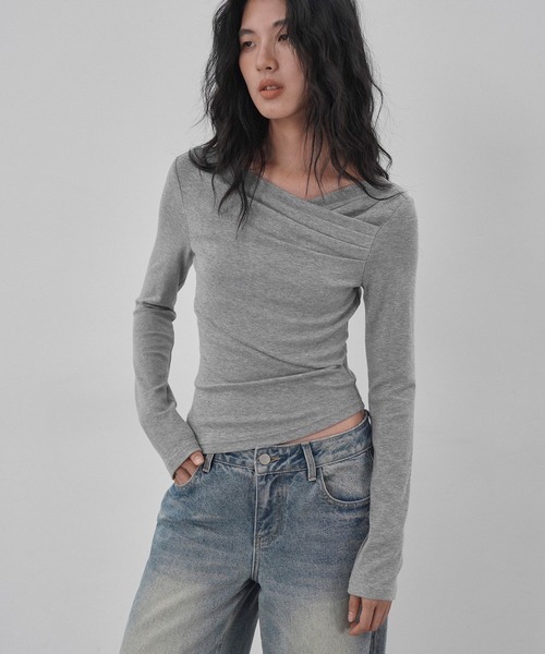 EIGHTHMONTH(エイスマンス)の「クロスオーバートップス EM25a104【EIGHTHMONTH】(Tシャツ/カットソー・レディース・レッド/グレー・M/S)」の4枚目の写真