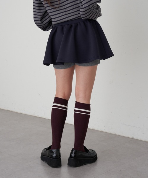 RAY CASSIN（レイカズン）の「ボンディングボリュームミニスカート（スカート・レディース・グレー/チャコールグレー/ネイビー・FREE）」の12枚目の写真