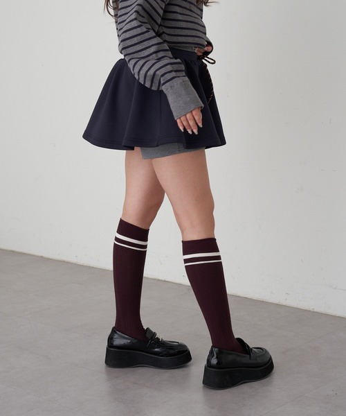 RAY CASSIN（レイカズン）の「ボンディングボリュームミニスカート（スカート・レディース・グレー/チャコールグレー/ネイビー・FREE）」の13枚目の写真