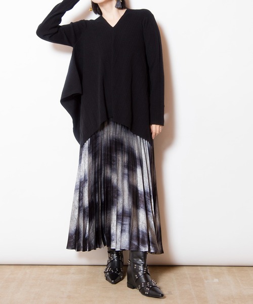 OSMOSIS（オズモーシス）の「スクエアヘムニットプルオーバー（ニット/セーター・レディース・ライトグレー/ブラック/ワイン・ONE SIZE）」の7枚目の写真