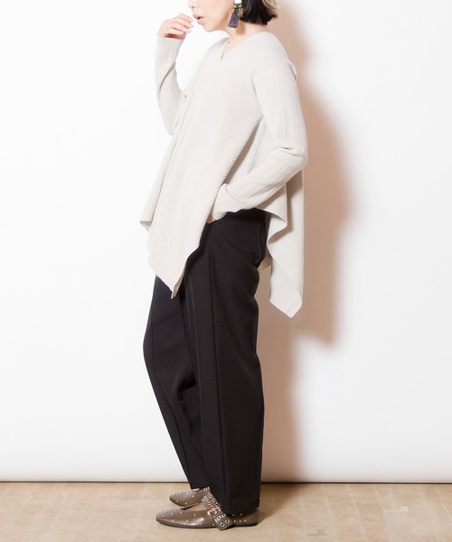 OSMOSIS（オズモーシス）の「スクエアヘムニットプルオーバー（ニット/セーター・レディース・ライトグレー/ブラック/ワイン・ONE SIZE）」の13枚目の写真