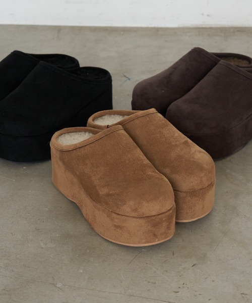 RAY CASSIN(レイカズン)の「厚底ムートンスリッポン(スリッポン・レディース・ブラック/ブラウン/ベージュ・M/S/L)」の4枚目の写真