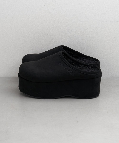 RAY CASSIN(レイカズン)の「厚底ムートンスリッポン(スリッポン・レディース・ブラック/ブラウン/ベージュ・M/S/L)」の13枚目の写真