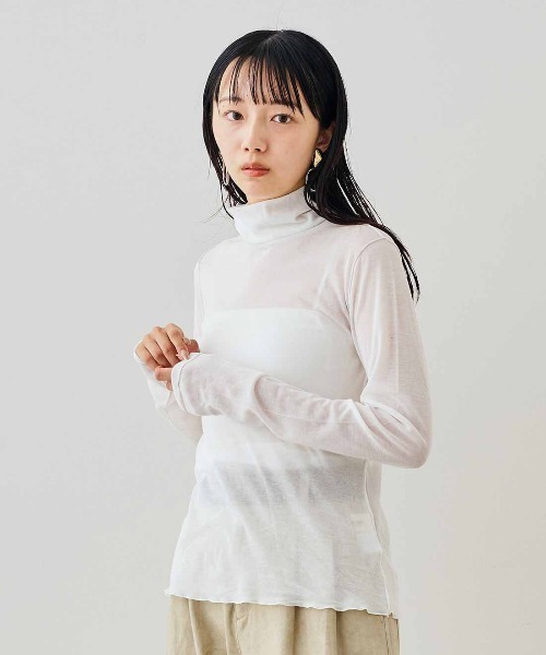 MEDE19F（メデジュウキュウ）の「ＭＥＤＥ１９Ｆ　薄くてやわらかなティシューカットソーハイネックトップス（Tシャツ/カットソー・レディース・ブラック/ホワイト/グレー・L/M）」の2枚目の写真