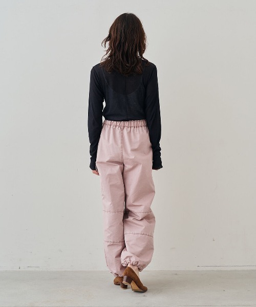 MEDE19F（メデジュウキュウ）の「ＭＥＤＥ１９Ｆ　薄くてやわらかなティシューカットソーハイネックトップス（Tシャツ/カットソー・レディース・ブラック/ホワイト/グレー・L/M）」の12枚目の写真