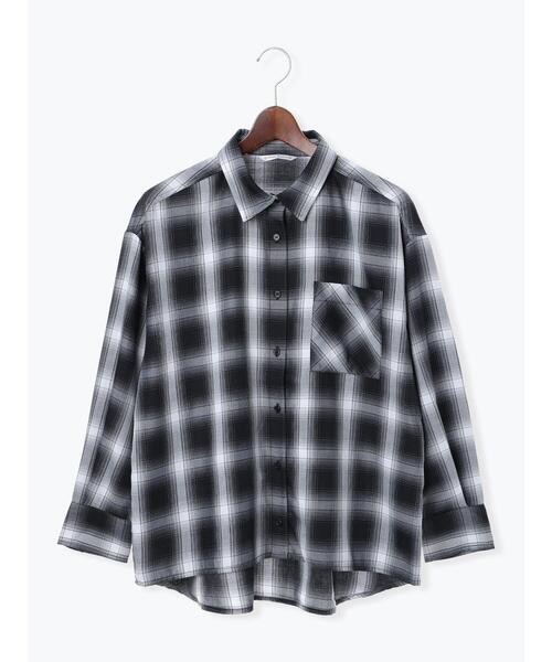 Te chichi TERRASSE(テチチテラス)の「アソートオーバーシャツ(シャツ/ブラウス・レディース・オフホワイト/ブルー/ベージュ/ブラック・F)」の21枚目の写真