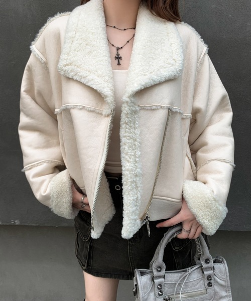 VEILA(ヴェイラ)の「ボアライダースショートジャケット(ムートンコート・レディース・ホワイト・S/M)」の20枚目の写真