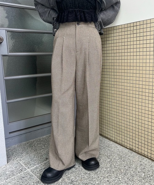 Ameri（アメリ）の「JENNY 2TUCK STRAIGHT PANTS（スラックス・レディース・ブラック/マルチ・SMALL/MEDIUM）」の12枚目の写真