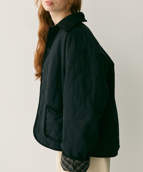 Crisp（クリスプ）の「コーデュロイカラーキルティングジャケット（ブルゾン・レディース・ブラック/ベージュ・FREE）」の12枚目の写真