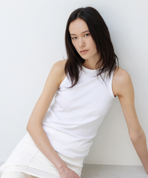 エッセンシャルスリーブレス WHITE