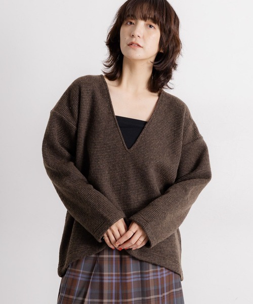 studio CLIP（スタディオクリップ）の「ウールミックススライバーVネックニットプルオーバー（ニット/セーター・レディース・ブラウン/ベージュ/アイボリー・FREE）」の5枚目の写真