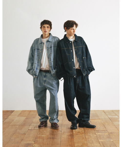 ANGLAN(アングラン)の「Pleated Wide Denim Jacket - Washed Blue(デニムジャケット・メンズ・その他・FREE)」の9枚目の写真