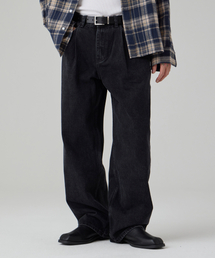 AOTT（アンアウトピット）の「ワンタックワイドデニムパンツ黒青（デニムパンツ）」