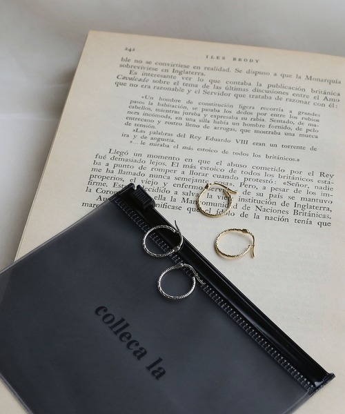 colleca la（コレカラ）の「[silver925]カットフープピアス〈金属アレルギー対応〉（ピアス（両耳用）・レディース・ゴールド/シルバー・FREE）」の7枚目の写真