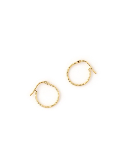 colleca la（コレカラ）の「[silver925]カットフープピアス〈金属アレルギー対応〉（ピアス（両耳用）・レディース・ゴールド/シルバー・FREE）」の9枚目の写真