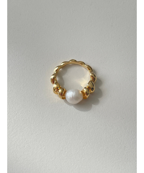 ELYONA(エリオーナー)の「ELA 27 Twist Pearl Ring(リング・レディース・その他・FREE)」の3枚目の写真