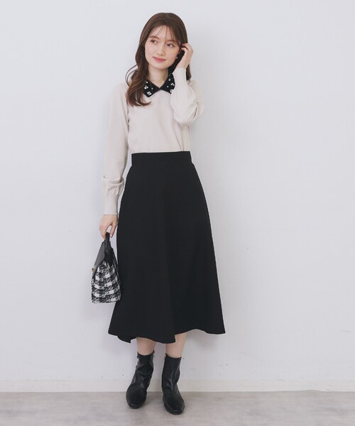 index（インデックス）の「ダブルビジューフェザー衿付きニット【洗濯機OK】（ニット/セーター・レディース・ブラック/オフホワイト/ナチュラル・36/38/40/42）」の10枚目の写真