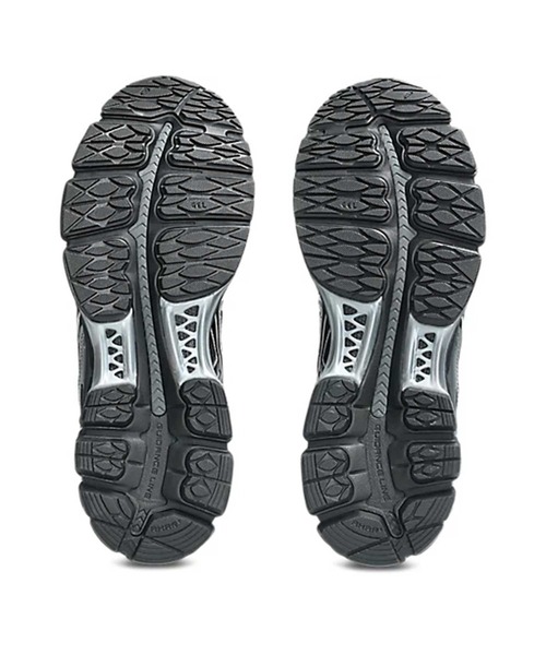 ASICS(アシックス)の「【ASICS/アシックス】GEL-KAYANO 12.1 HOLIDAY PACK/ゲルカヤノホリデーパック/スニーカー(スニーカー・レディース・ブラック/シルバー・24cm/23.5cm/25cm/24.5cm)」の9枚目の写真