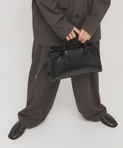 KBF（ケイビーエフ）の「ワイドデザインボストンBAG（ボストンバッグ・レディース・ブラック/ダークブラウン・ONE）」の16枚目の写真