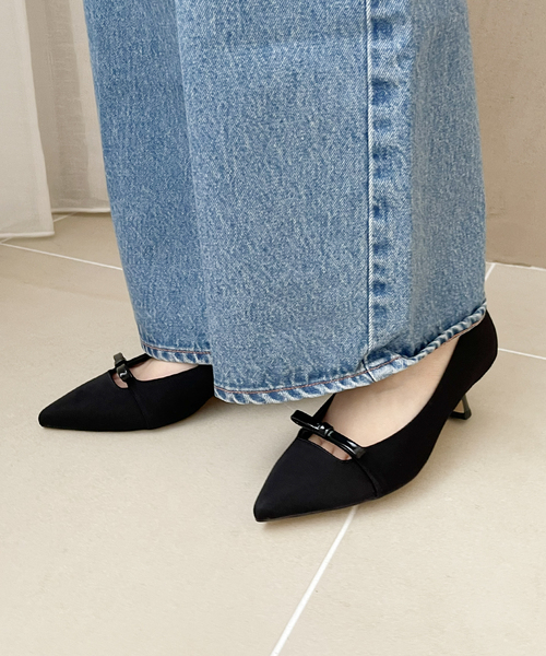 LE TALON（ルタロン）の「5cmポインテッドナローリボンパンプス（パンプス・レディース・ベージュ/ブラック×ブラック/モスグリーン・25cm/24.5cm/24cm/23.5cm/23cm/22.5cm/22cm）」の8枚目の写真