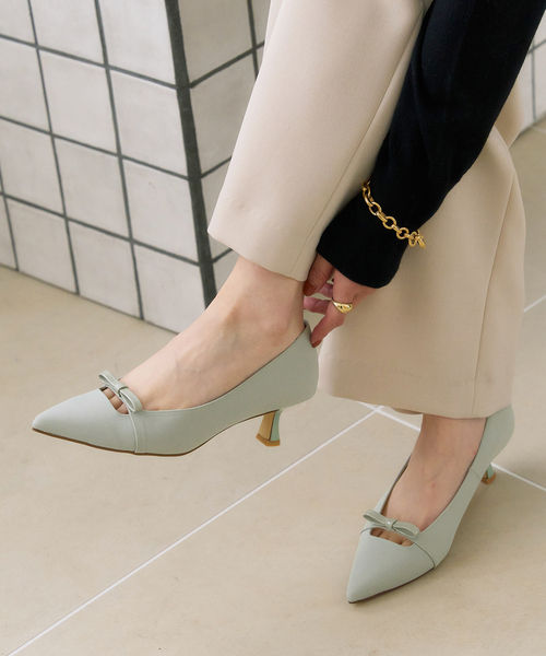 LE TALON（ルタロン）の「5cmポインテッドナローリボンパンプス（パンプス・レディース・ベージュ/ブラック×ブラック/モスグリーン・25cm/24.5cm/24cm/23.5cm/23cm/22.5cm/22cm）」の19枚目の写真