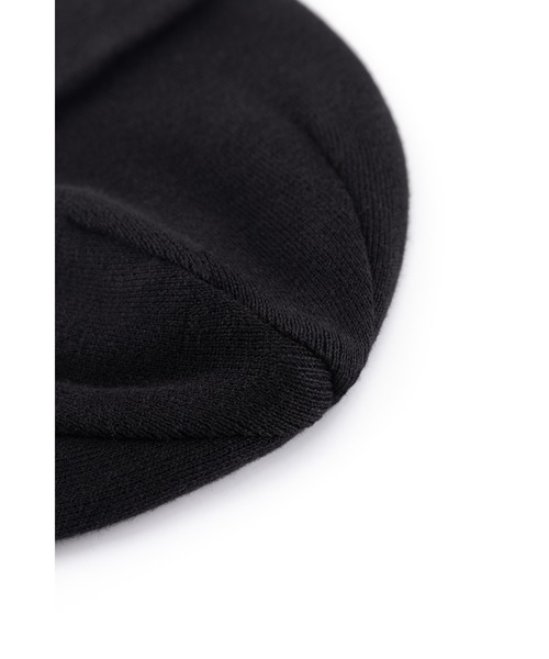 SUPPLIER（サプライヤー）の「ビーニー｜Cross Leather Patch Beanie｜SUPPLIER（ニットキャップ/ビーニー・メンズ・ブラック・FREE）」の4枚目の写真