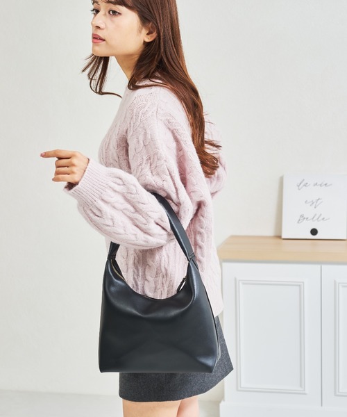 MISCH MASCH(ミッシュマッシュ)の「一部店舗限定 ワンハンドルスクエアバッグ(ショルダーバッグ・レディース・キャメル/ブラック・フリ-)」の16枚目の写真