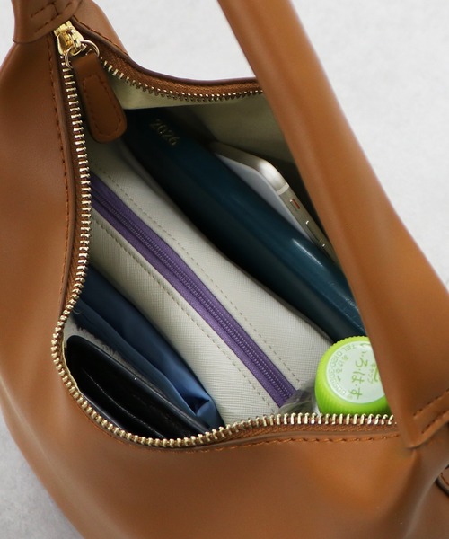 MISCH MASCH(ミッシュマッシュ)の「一部店舗限定 ワンハンドルスクエアバッグ(ショルダーバッグ・レディース・キャメル/ブラック・フリ-)」の21枚目の写真