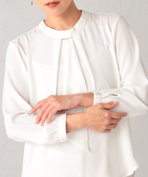 GALLORIA（ギャローリア）の「【お手入れ楽々・洗濯機で洗える】ラッフルブラウス（シャツ/ブラウス・レディース・ホワイト/ホワイト系その他/ライトブルー/ライトベージュ・L/LL/M/S）」の7枚目の写真