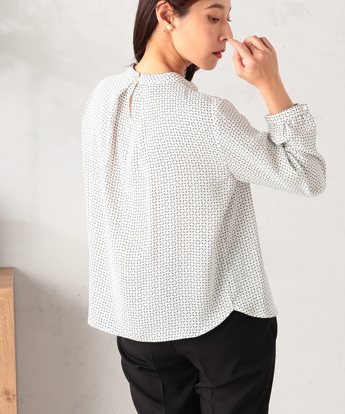 GALLORIA（ギャローリア）の「【お手入れ楽々・洗濯機で洗える】ラッフルブラウス（シャツ/ブラウス・レディース・ホワイト/ホワイト系その他/ライトブルー/ライトベージュ・L/LL/M/S）」の10枚目の写真