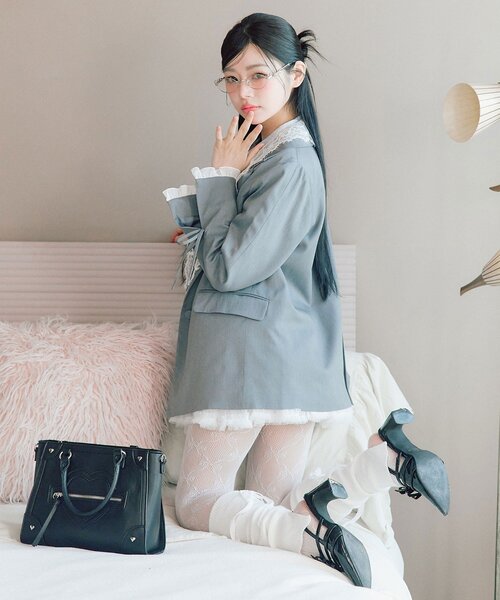 OLIVE des OLIVE（オリーブデオリーブ）の「レース衿ゆるたぽテーラードジャケット（テーラードジャケット・レディース・ブラウン/グレー/ネイビー・FREE）」の9枚目の写真