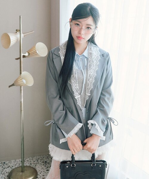 OLIVE des OLIVE（オリーブデオリーブ）の「レース衿ゆるたぽテーラードジャケット（テーラードジャケット・レディース・ブラウン/グレー/ネイビー・FREE）」の10枚目の写真