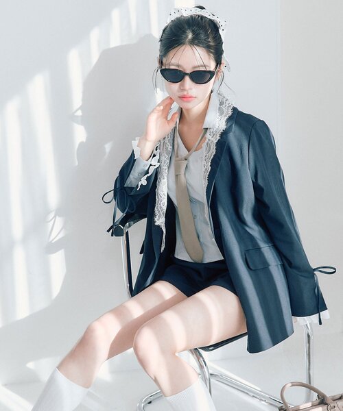 OLIVE des OLIVE（オリーブデオリーブ）の「レース衿ゆるたぽテーラードジャケット（テーラードジャケット・レディース・ブラウン/グレー/ネイビー・FREE）」の18枚目の写真