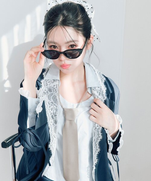 OLIVE des OLIVE（オリーブデオリーブ）の「レース衿ゆるたぽテーラードジャケット（テーラードジャケット・レディース・ブラウン/グレー/ネイビー・FREE）」の20枚目の写真